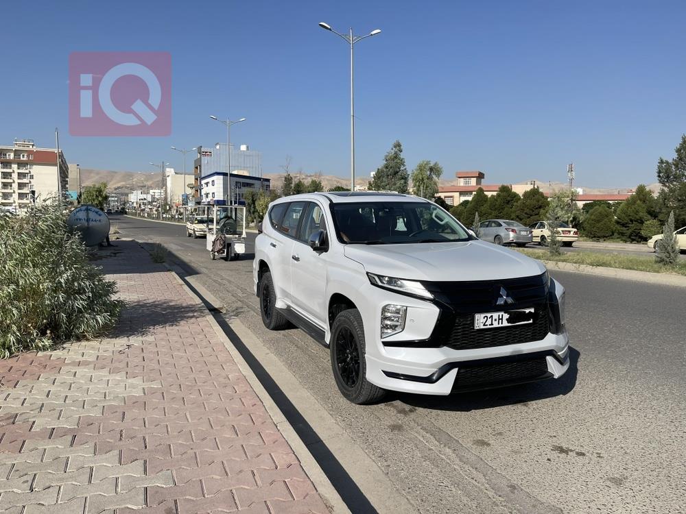 میتسوبیشی پاجیرۆ سپۆرت